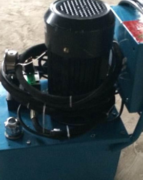 鉚接機脫模困難怎么辦？鉚接點容易撕裂怎么辦？